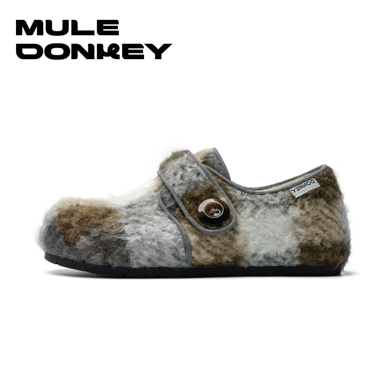 Donkey Contrasts Colors and Lazes in Mueller Shoes