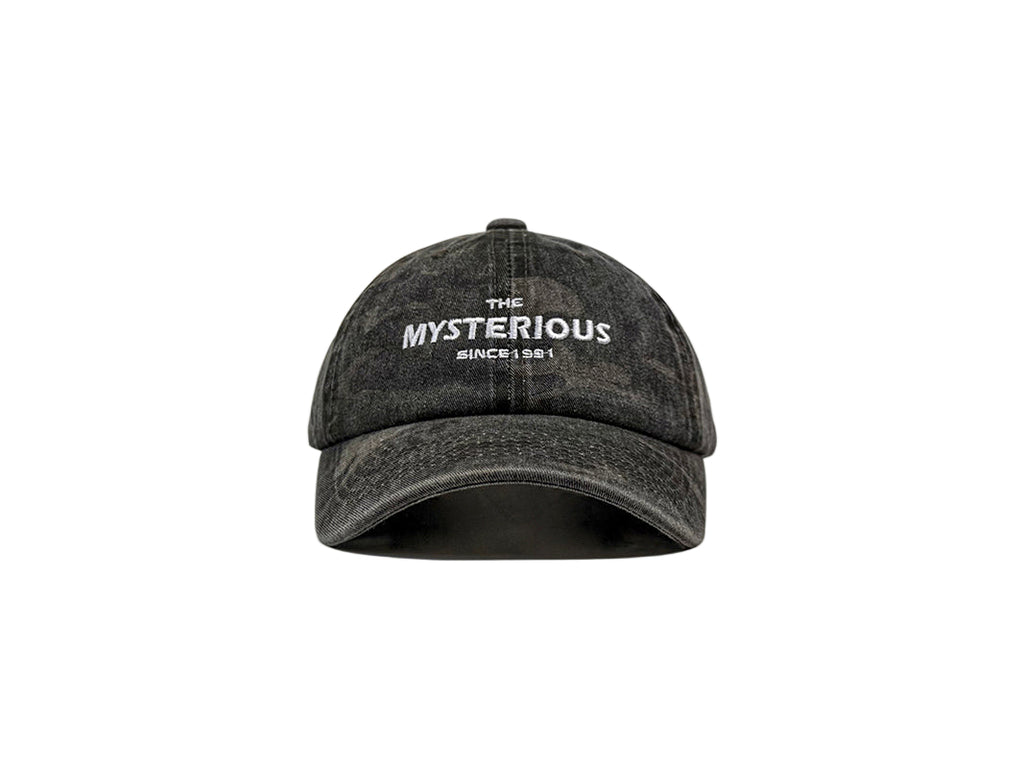 MUCUNXI Distressed Letter Camouflage Baseball Cap
