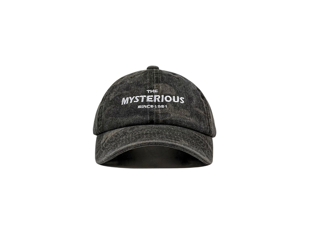 MUCUNXI Distressed Letter Camouflage Baseball Cap