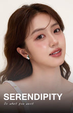 DODOGOGO Sweet Little Fresh Asymmetrical Rabbit Earrings