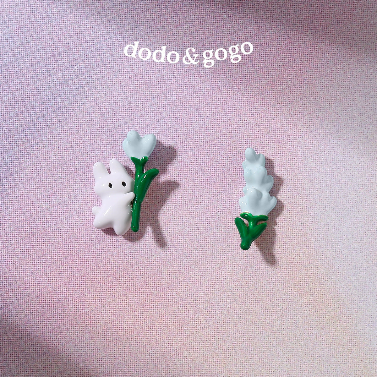 DODOGOGO Sweet Little Fresh Asymmetrical Rabbit Earrings