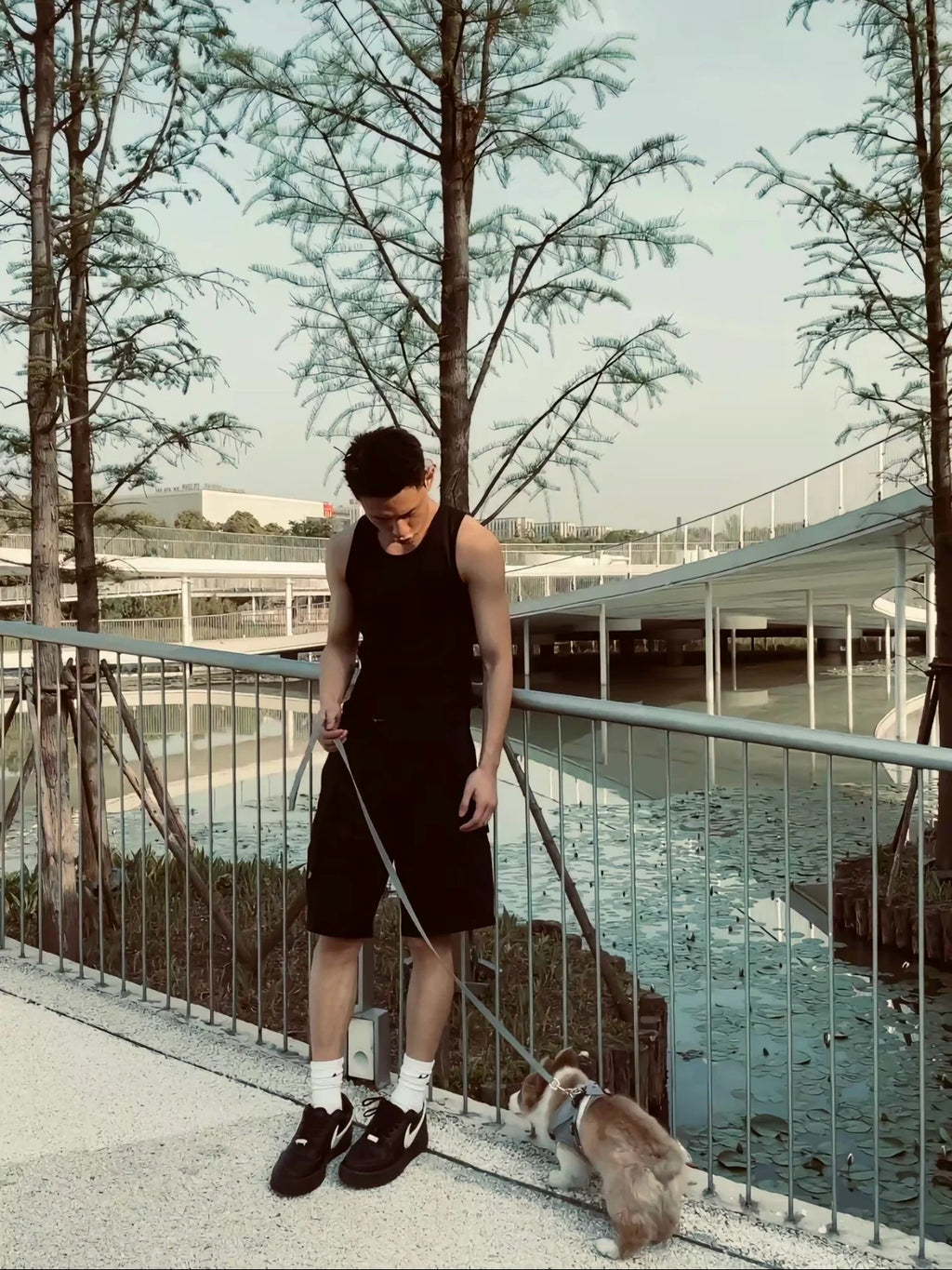 GTAL Threaded Bottom Shirt Sleeveless Tee