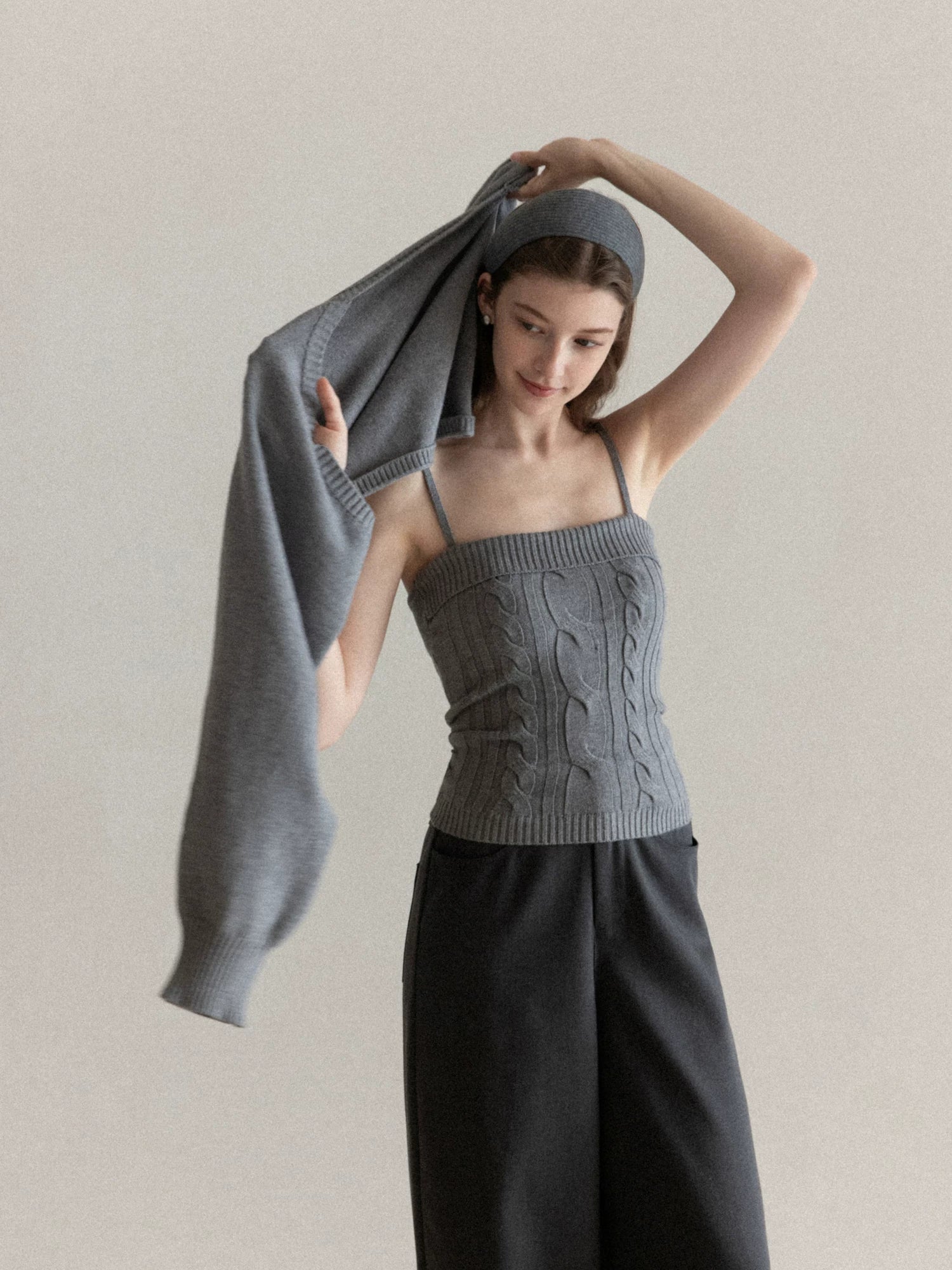 cantonstory Gray Short Knit Cardigan Set