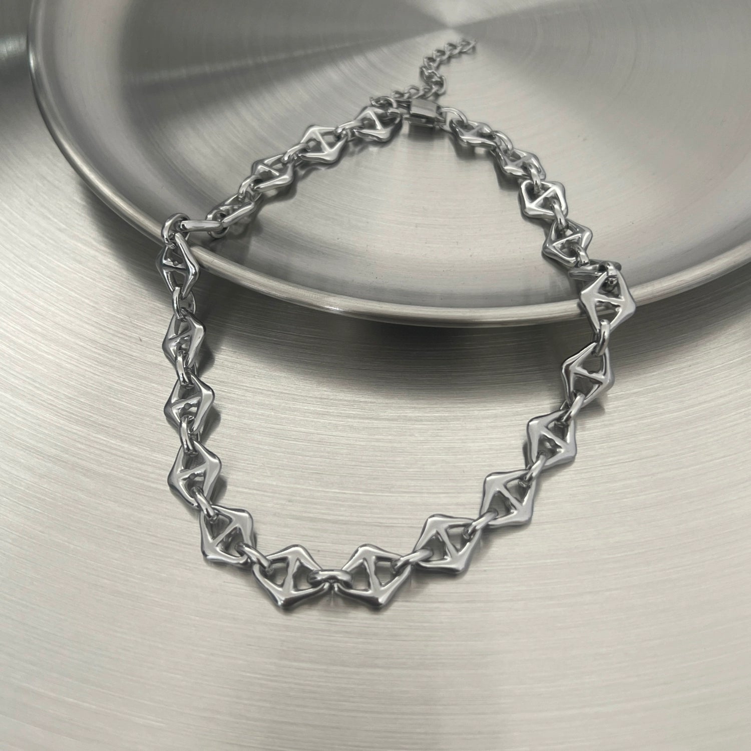 Diamond-Shaped Titanium Steel Clavicle Necklace