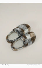 Donkey Contrasts Colors and Lazes in Mueller Shoes