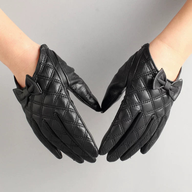 St. John's Suede Bow Checkered Short Gloves