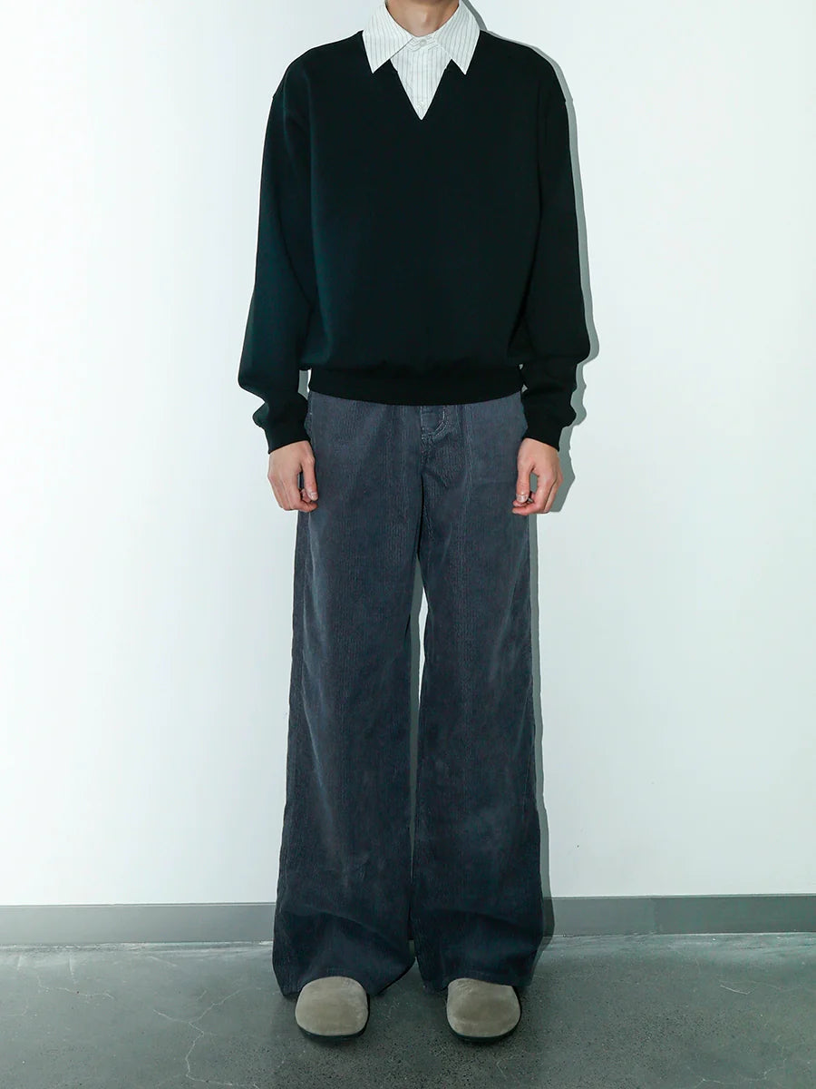 PLUS NO LOGO Fake Two-piece Striped V-neck Solid Color Sweater