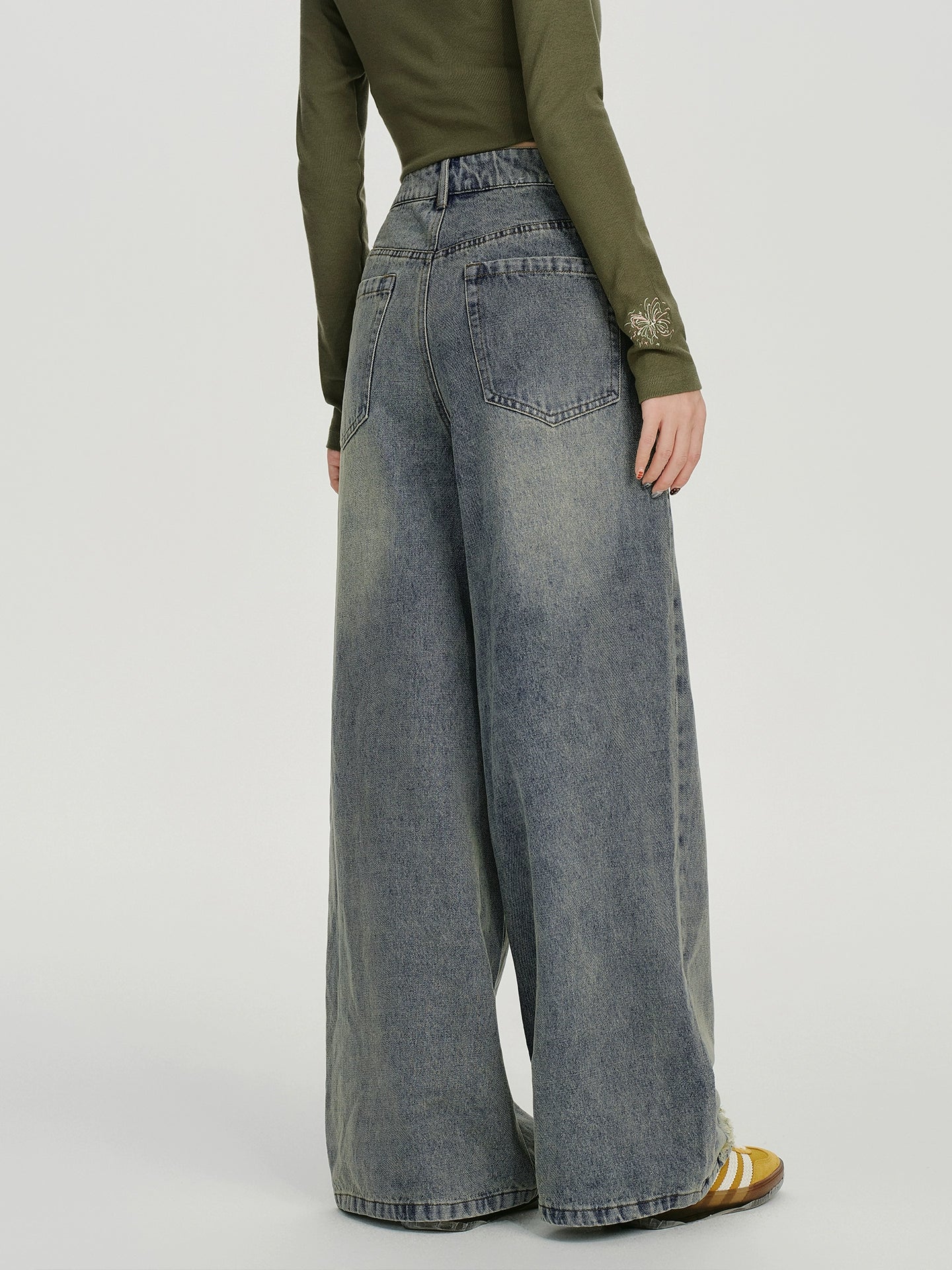 Girlyhalo Vintage Embroidered Loose Jeans