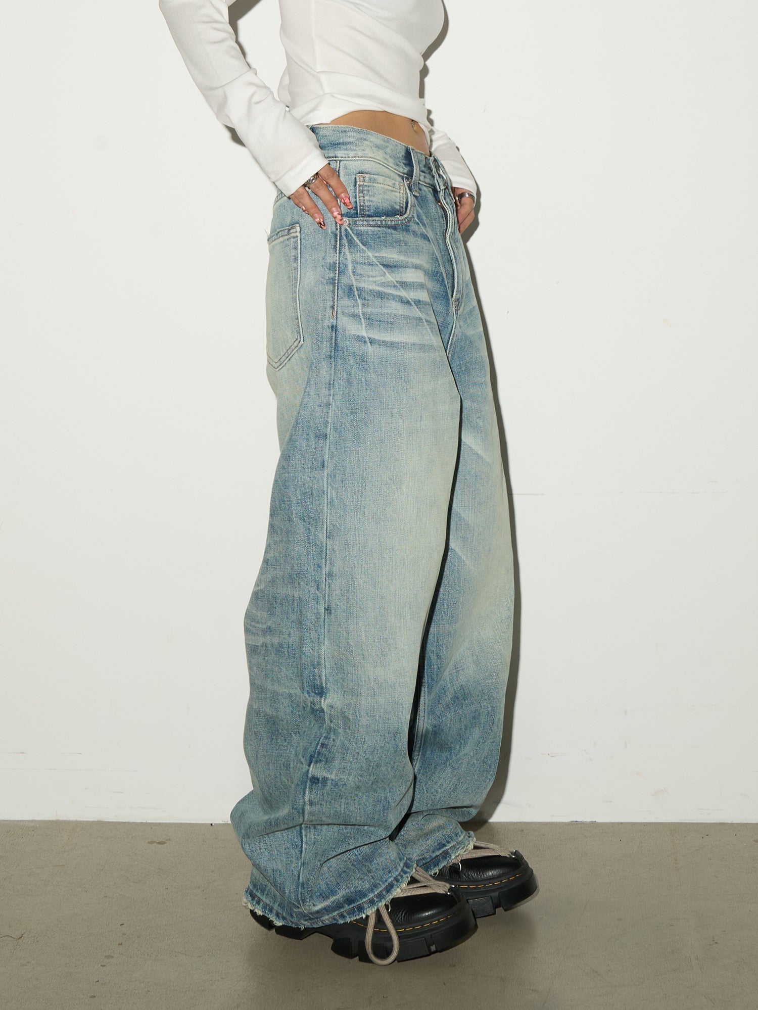 MICHINNYON wash denim