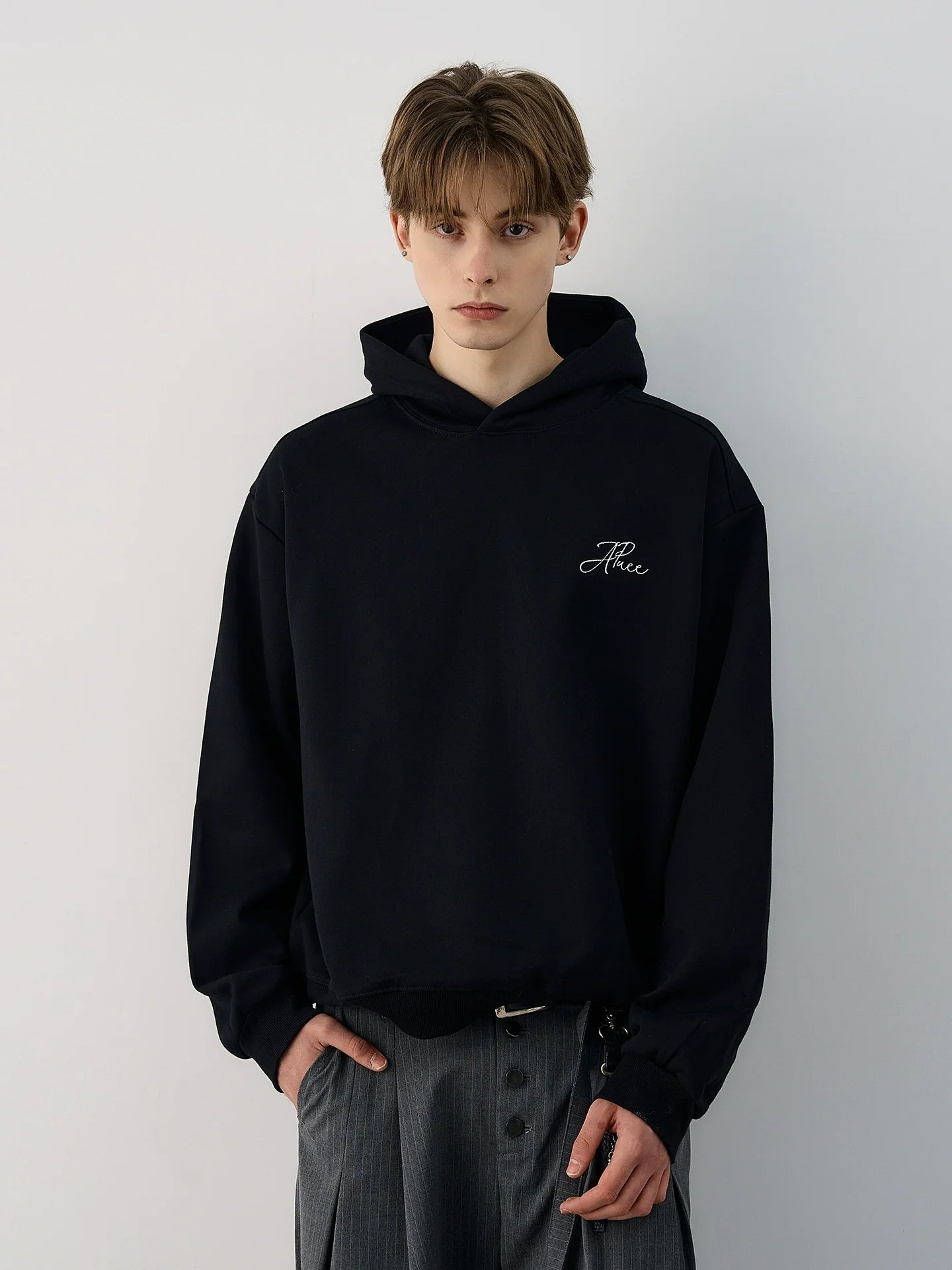 A PUEE Retro Silhouette Hooded Sweater