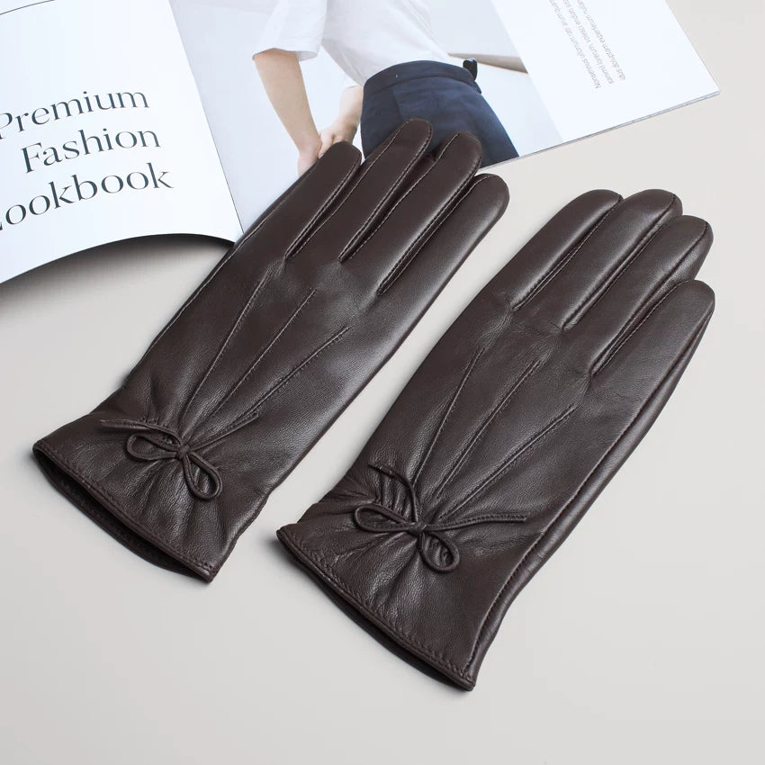 St. John's Goatskin Touch Screen Bow Gloves