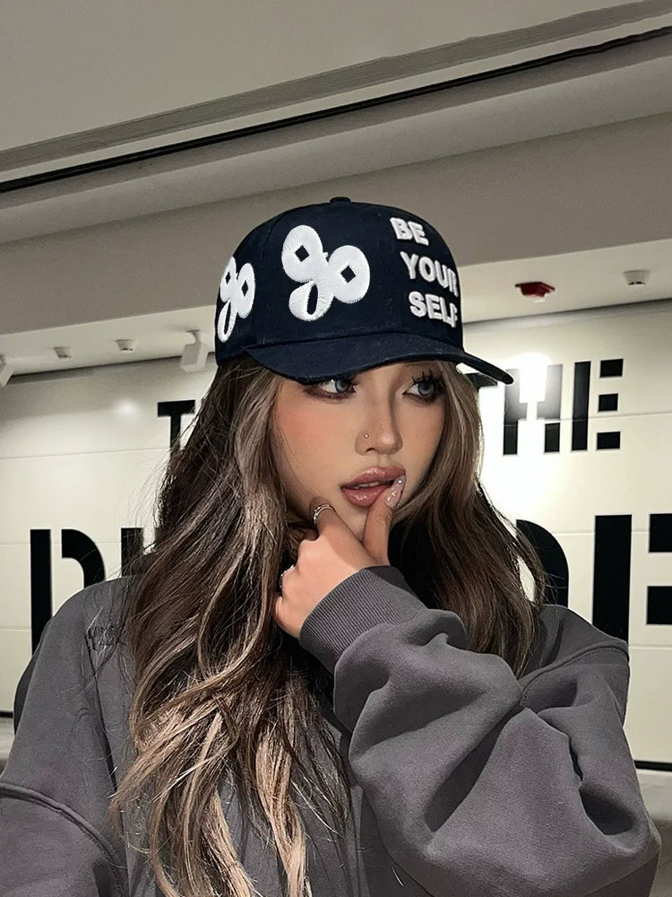 KONOOT Street Micro-bend Three-dimensional Embroidered Baseball Cap