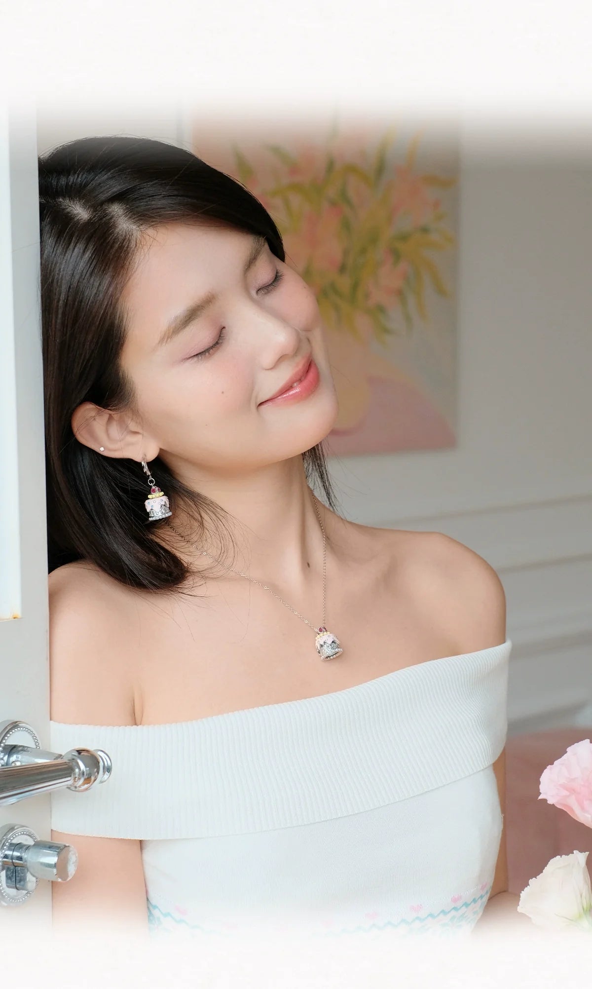 ParanoidP Sweet Cake Necklace