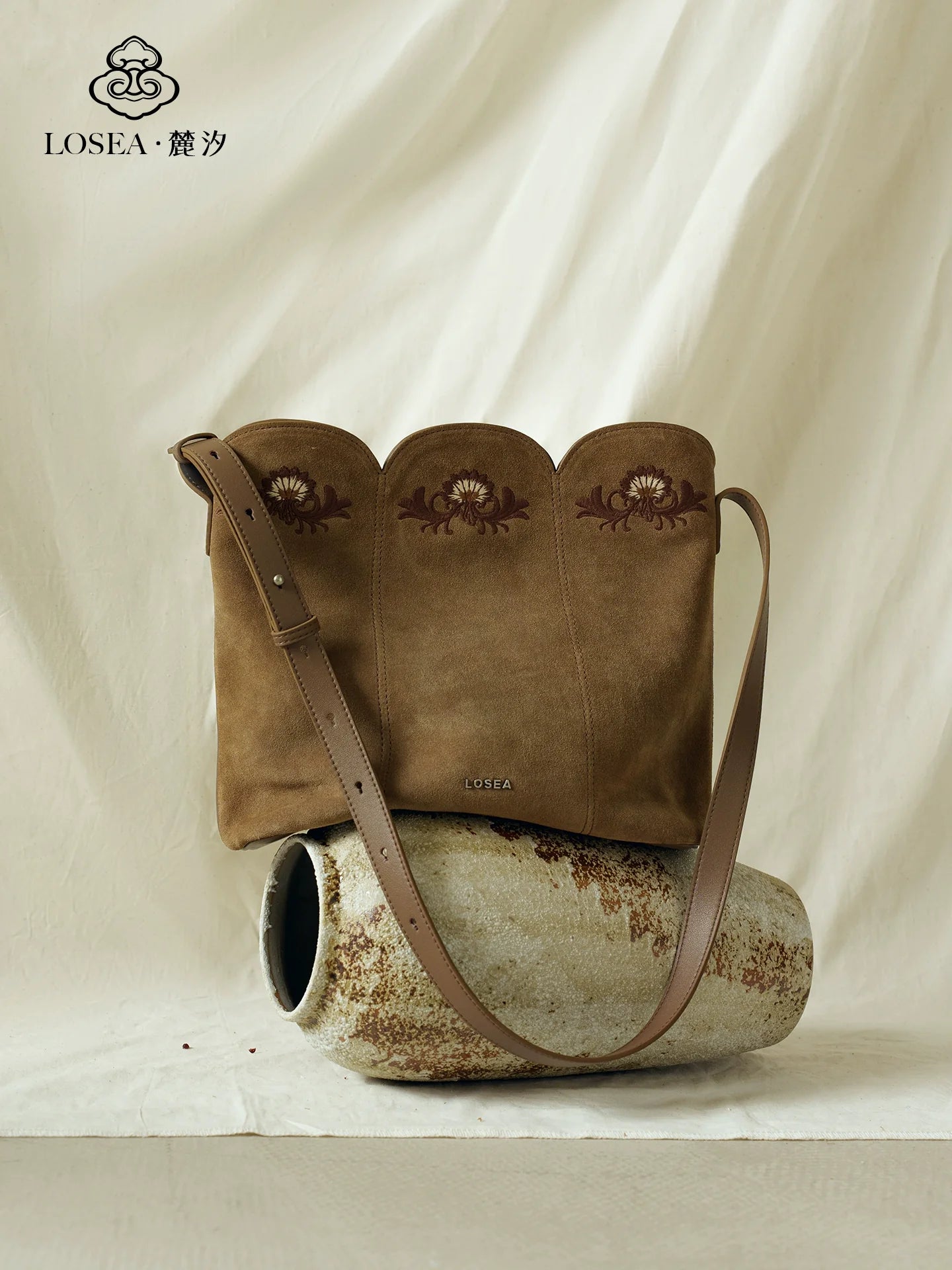 LOSEA Leather Matte Messenger Bag