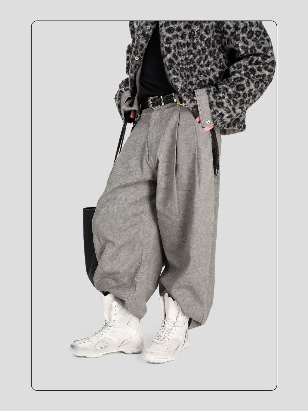 HANQIAORJI High-top German Training Shoes White Splicing Boxing Boots