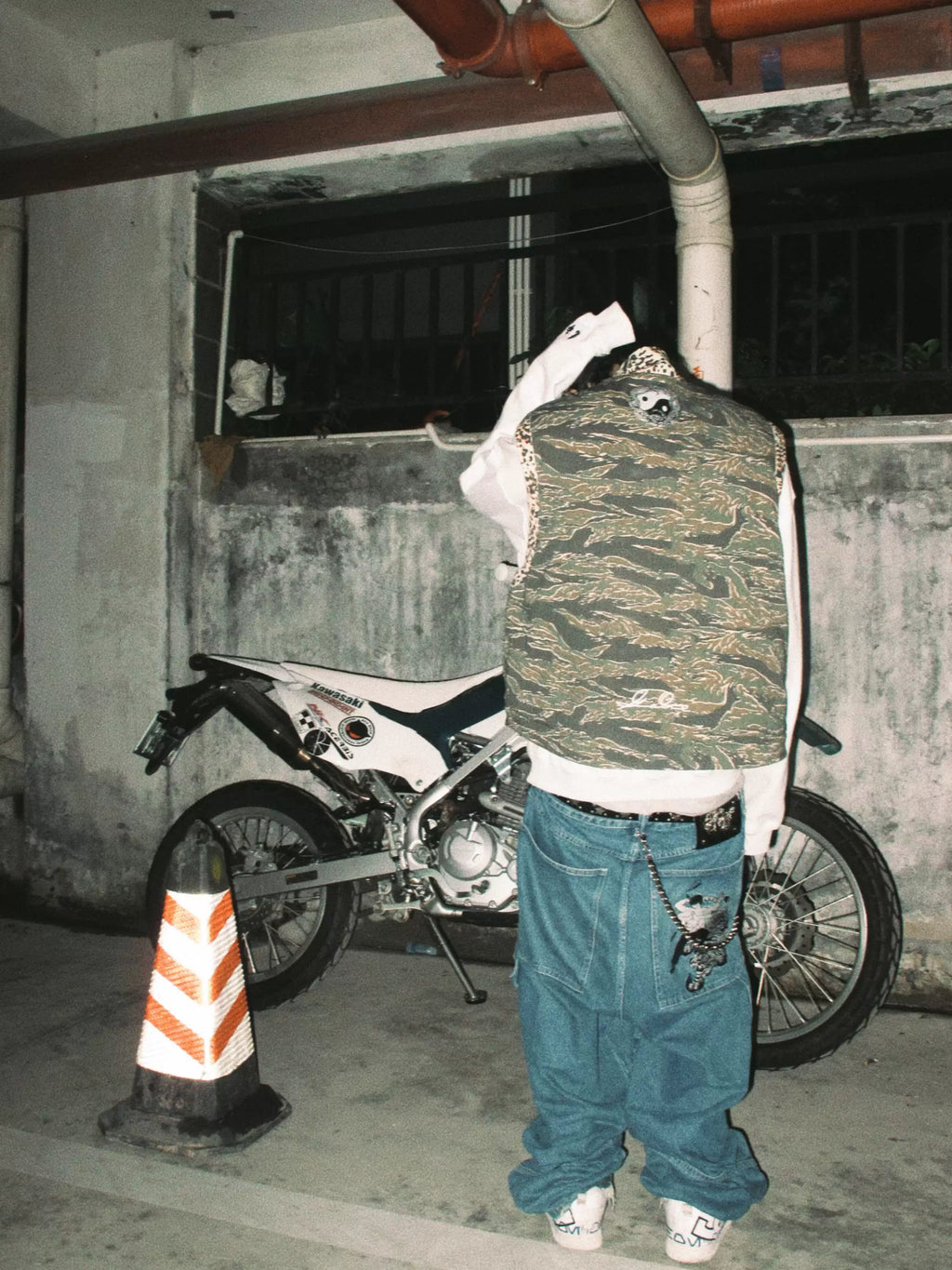 GameOne Snake Hua Tiger Print Vest