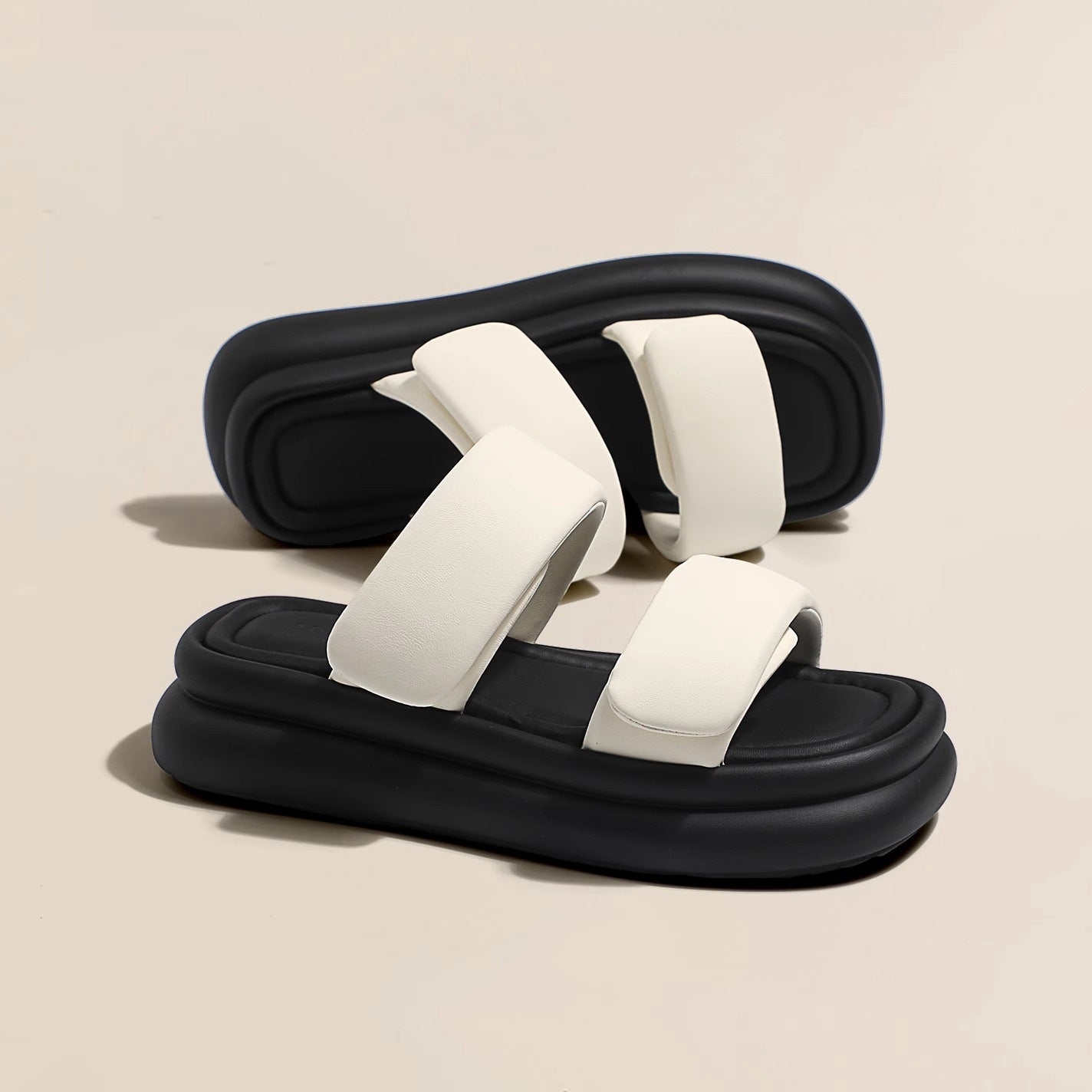 CENTREKALEM Thick-Soled One-Line Summer Slippers