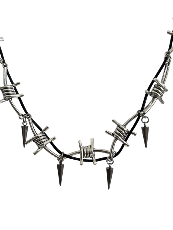 Winding Thorn Rivet Punk Clavicle Necklace