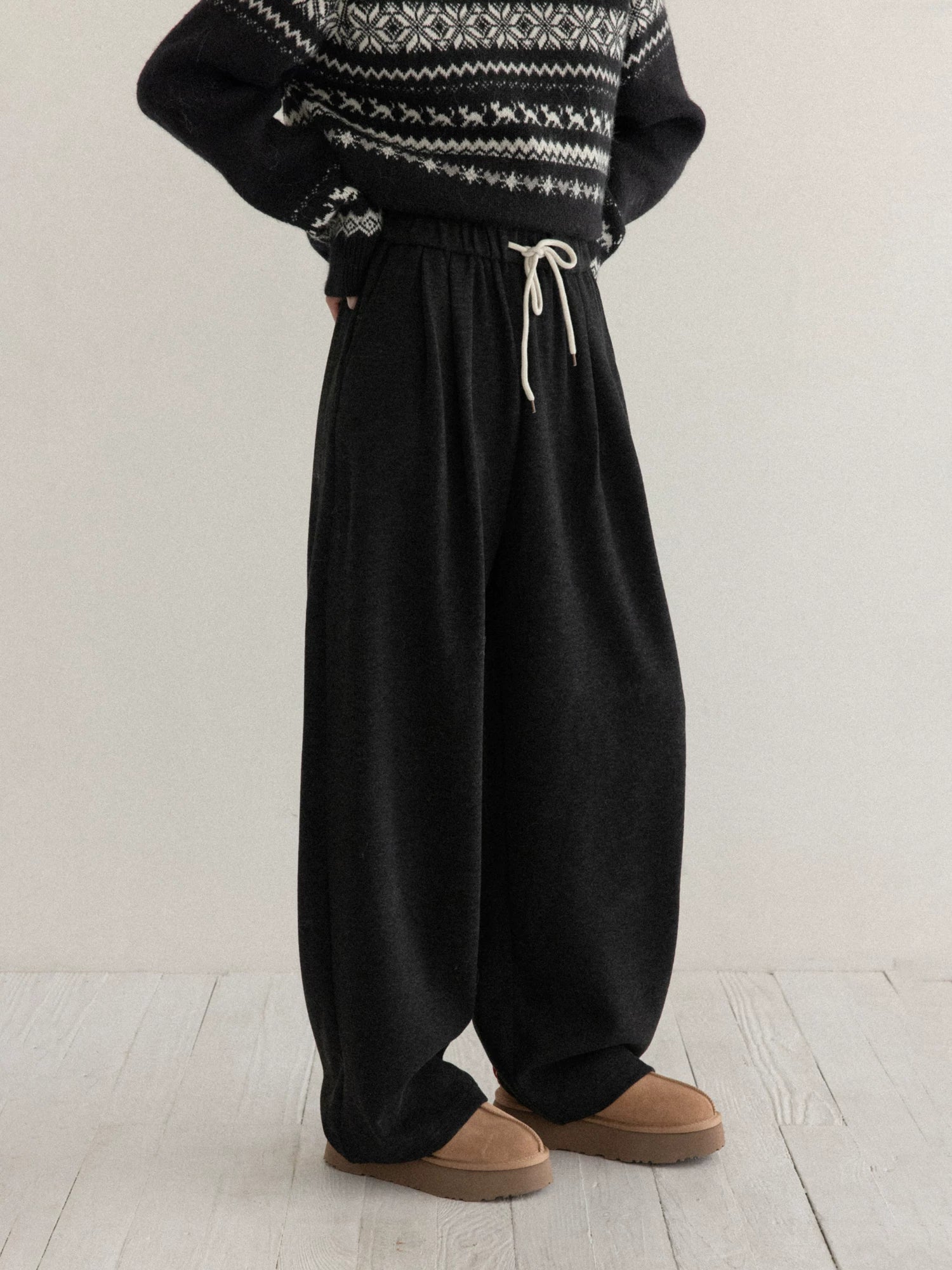 cantonstory Solid Color Drape Sweatpants
