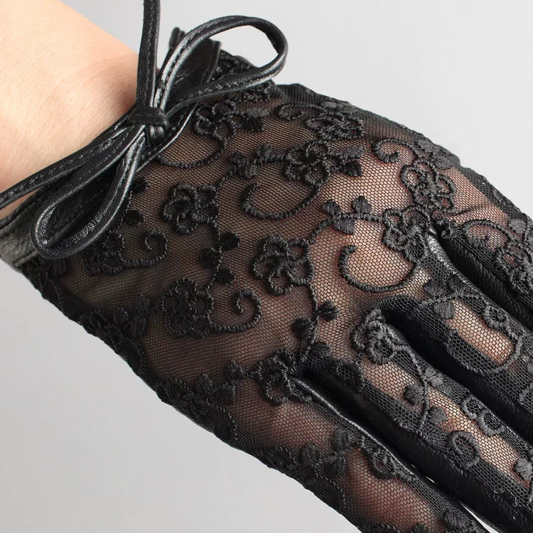 St. John's Sheepskin Lace Sun Protection Gloves