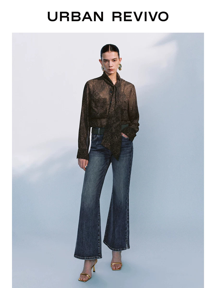 Urban Revivo Belt Slit Flared Jeans