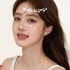 DODOGOGO Sweet Little Fresh Asymmetrical Rabbit Earrings