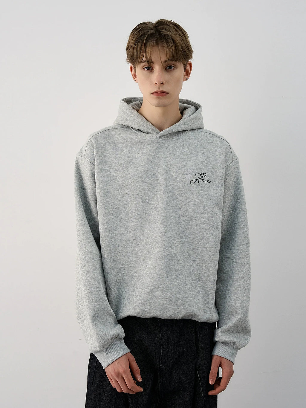 A PUEE Retro Silhouette Hooded Sweater