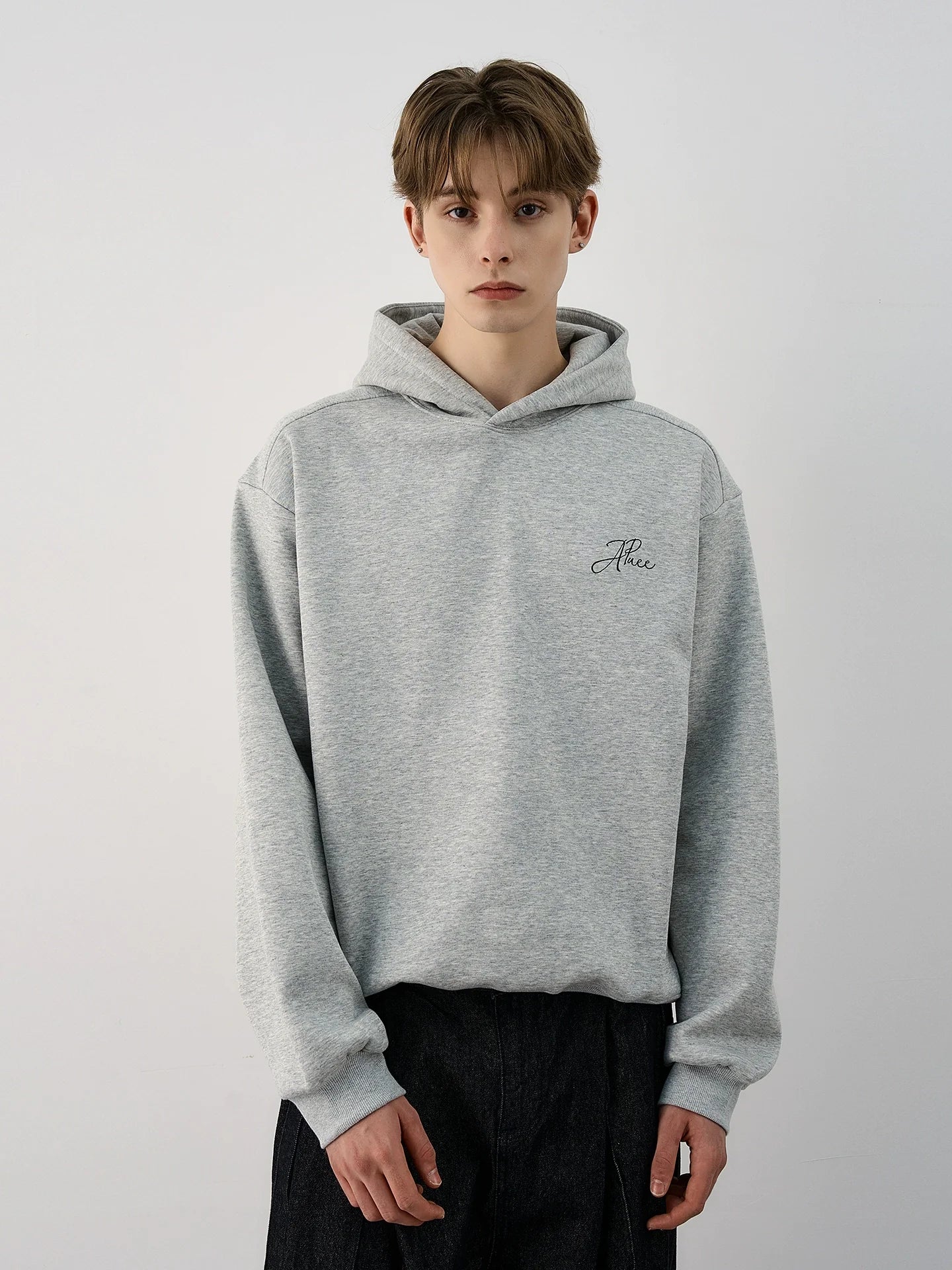 A PUEE Retro Silhouette Hooded Sweater