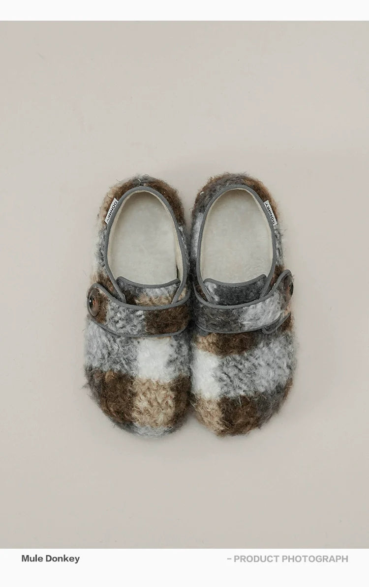 Donkey Contrasts Colors and Lazes in Mueller Shoes