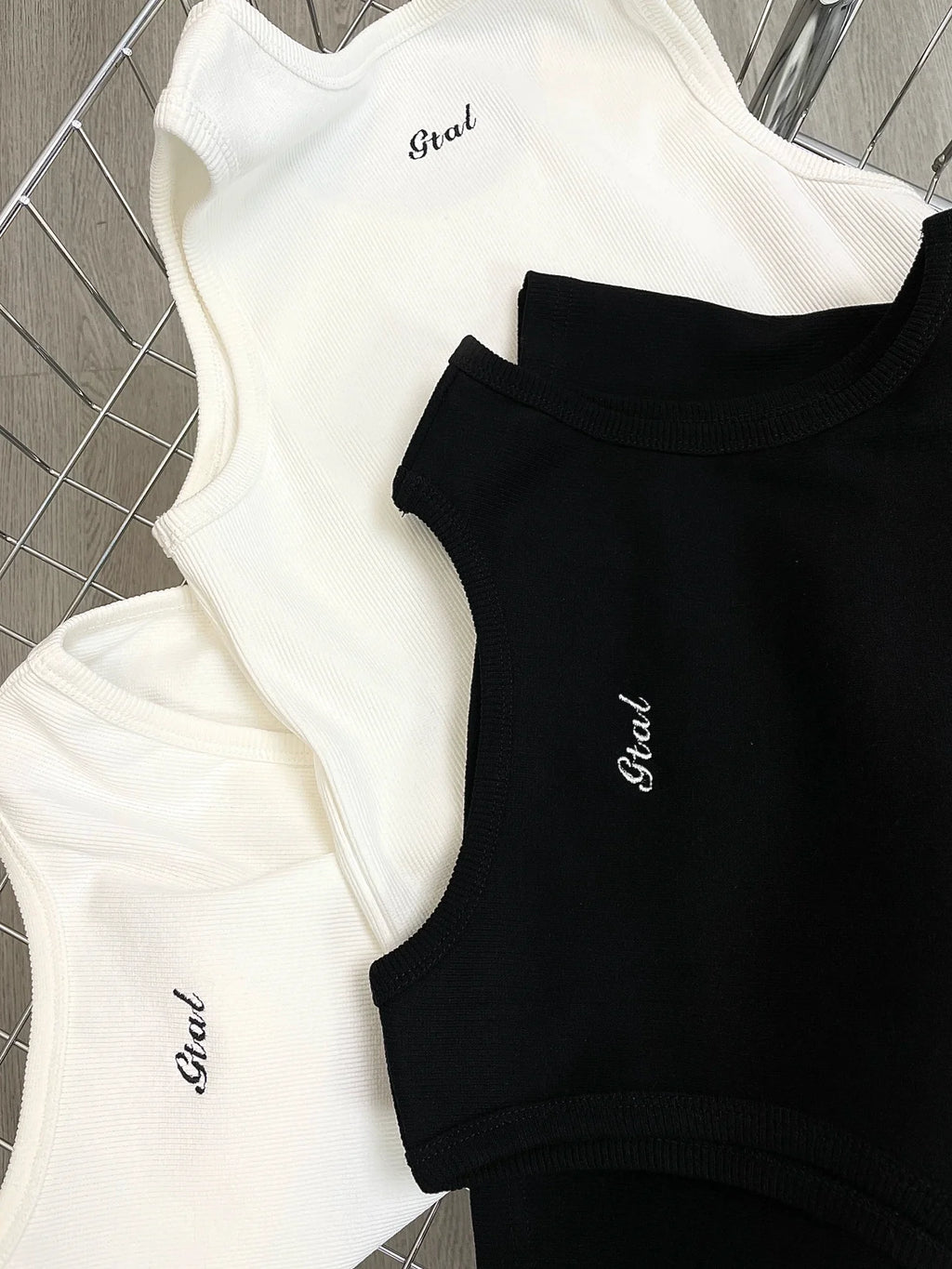 GTAL Threaded Bottom Shirt Sleeveless Tee