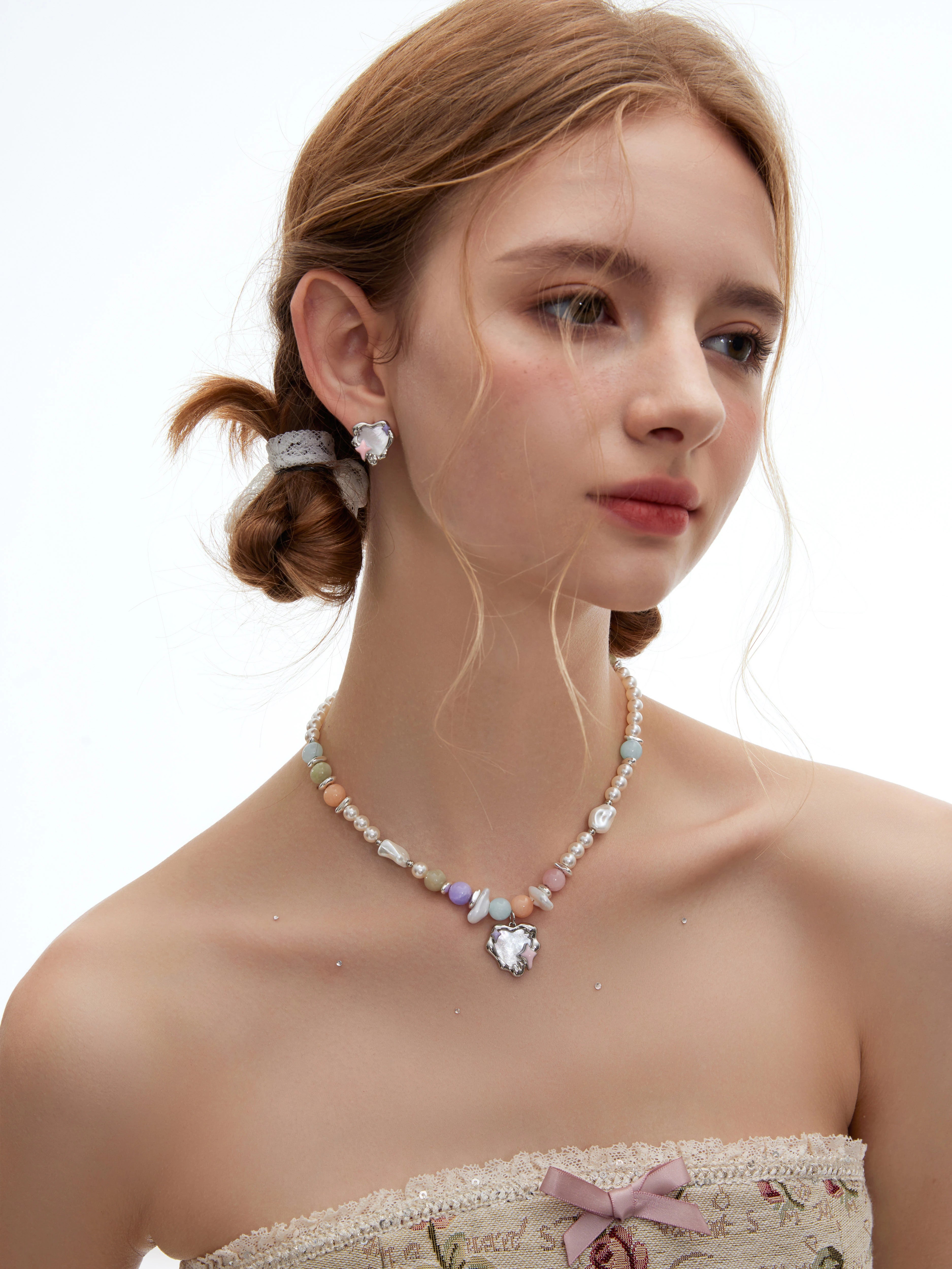 BULUBULU Sugar Bean Story Mother-of-Pearl Star Earrings