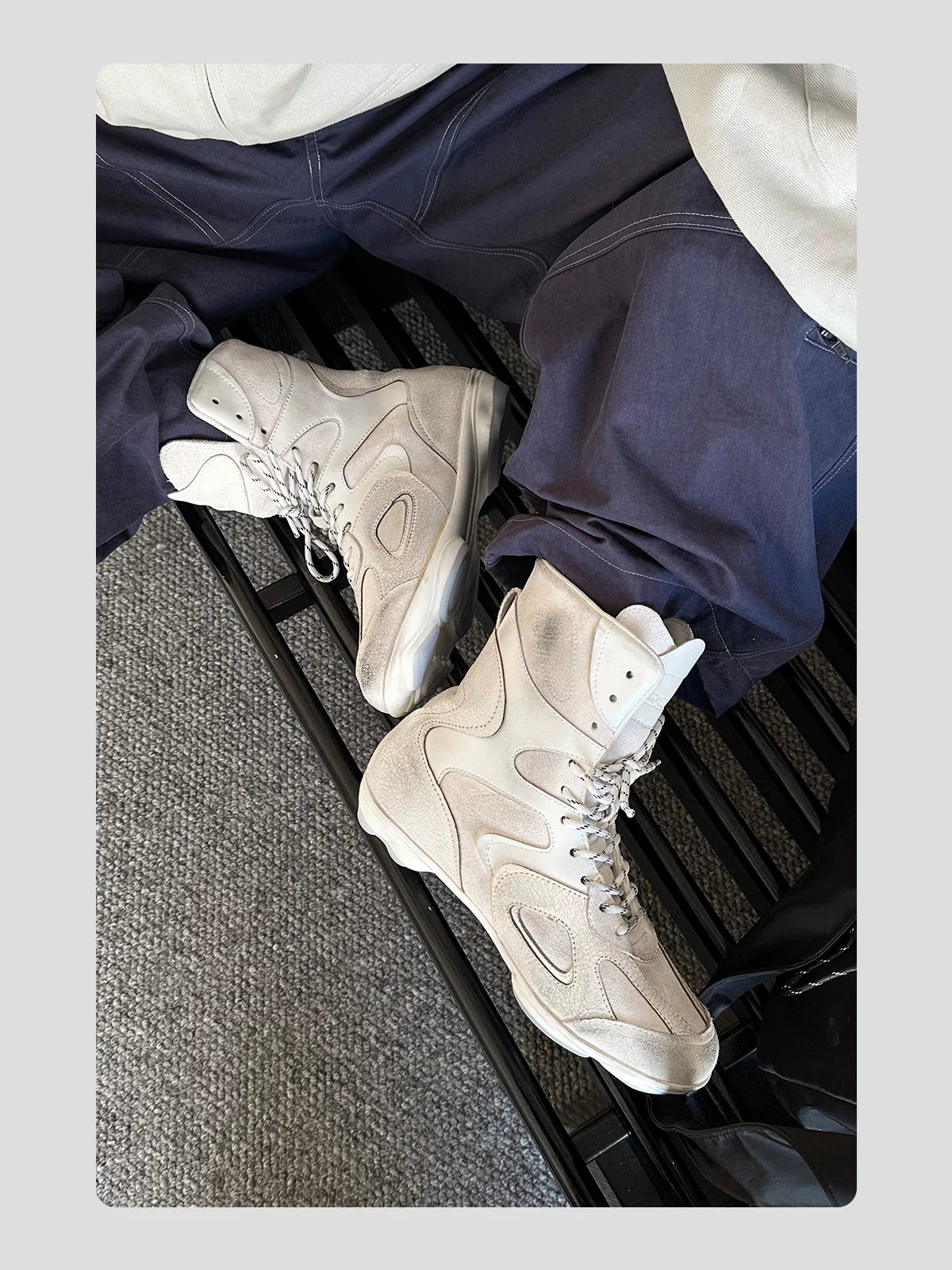 HANQIAORJI High-top German Training Shoes White Splicing Boxing Boots