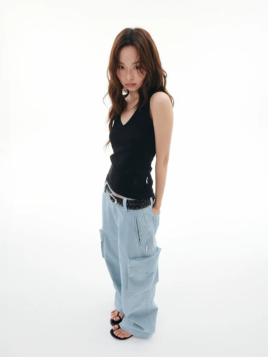 FUNKYFUN V-neck Embroidered Waist Sleeveless Vest of The Same Color