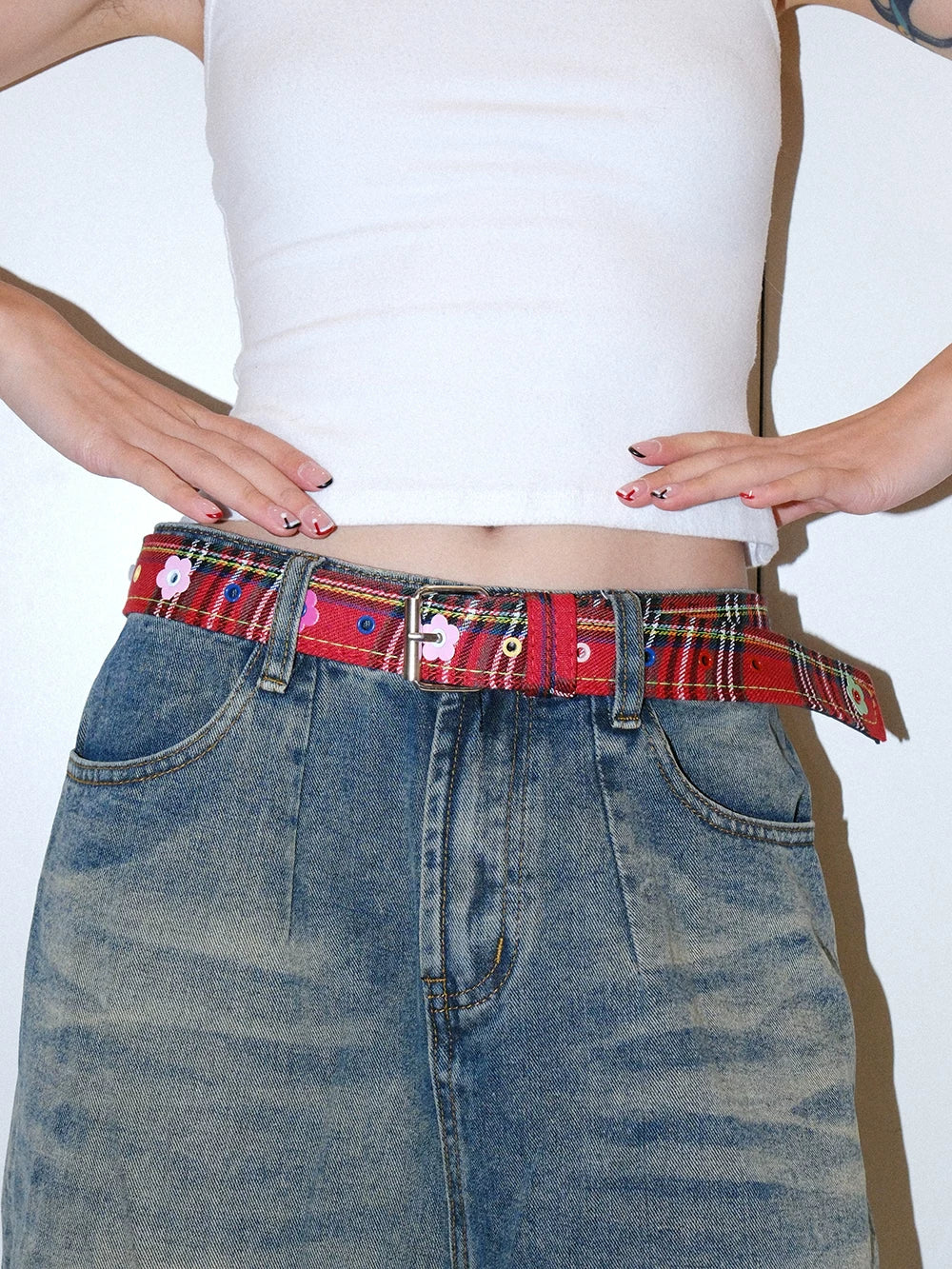 Darkblue Store Red Flower Stitching Punch-Free Plaid Belt