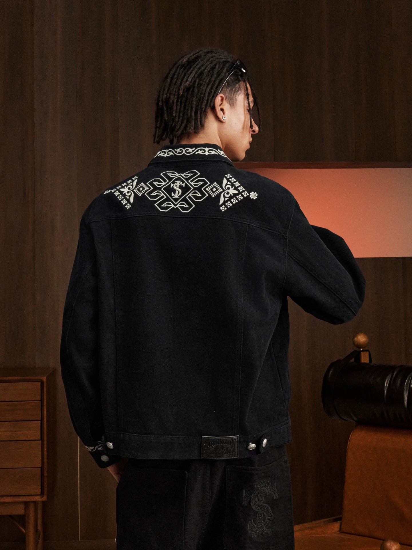 STK SmallTownKid Xilan Kapu Flower Embroidered Denim Jacket