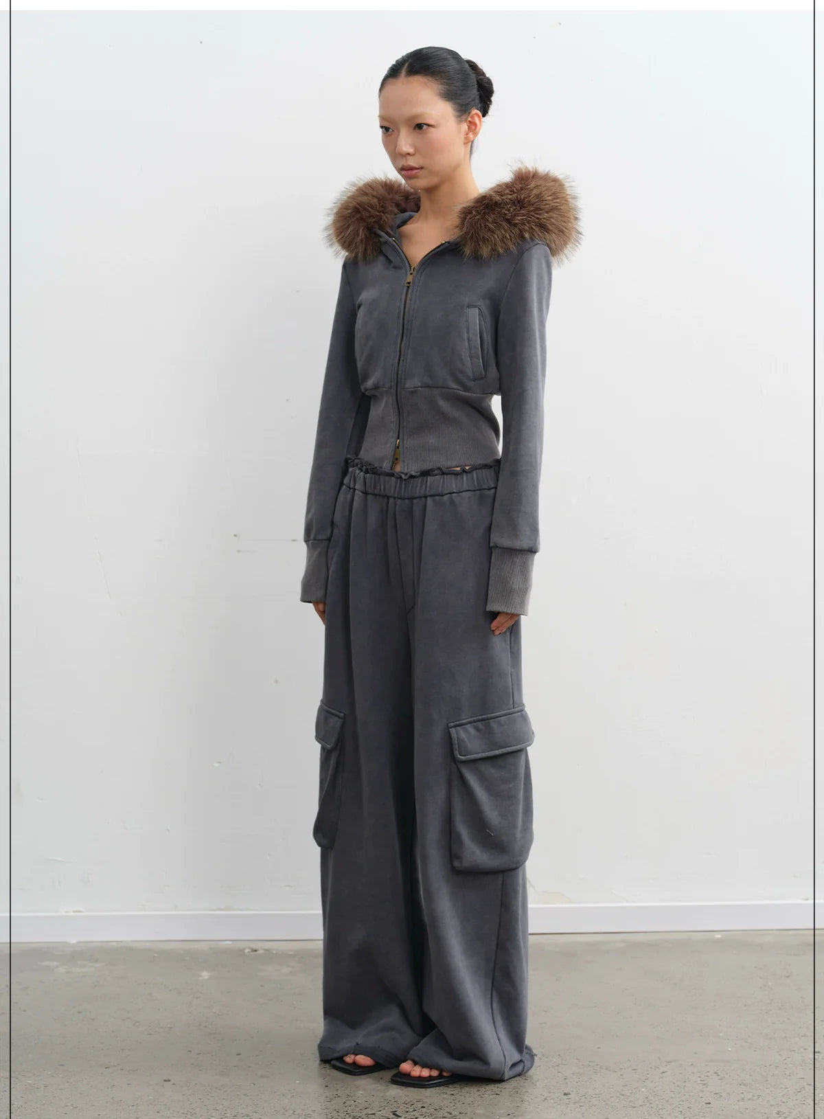 LINY LIBERTY Removable Fur Collar Short Sweater Casual Sweatpants Set