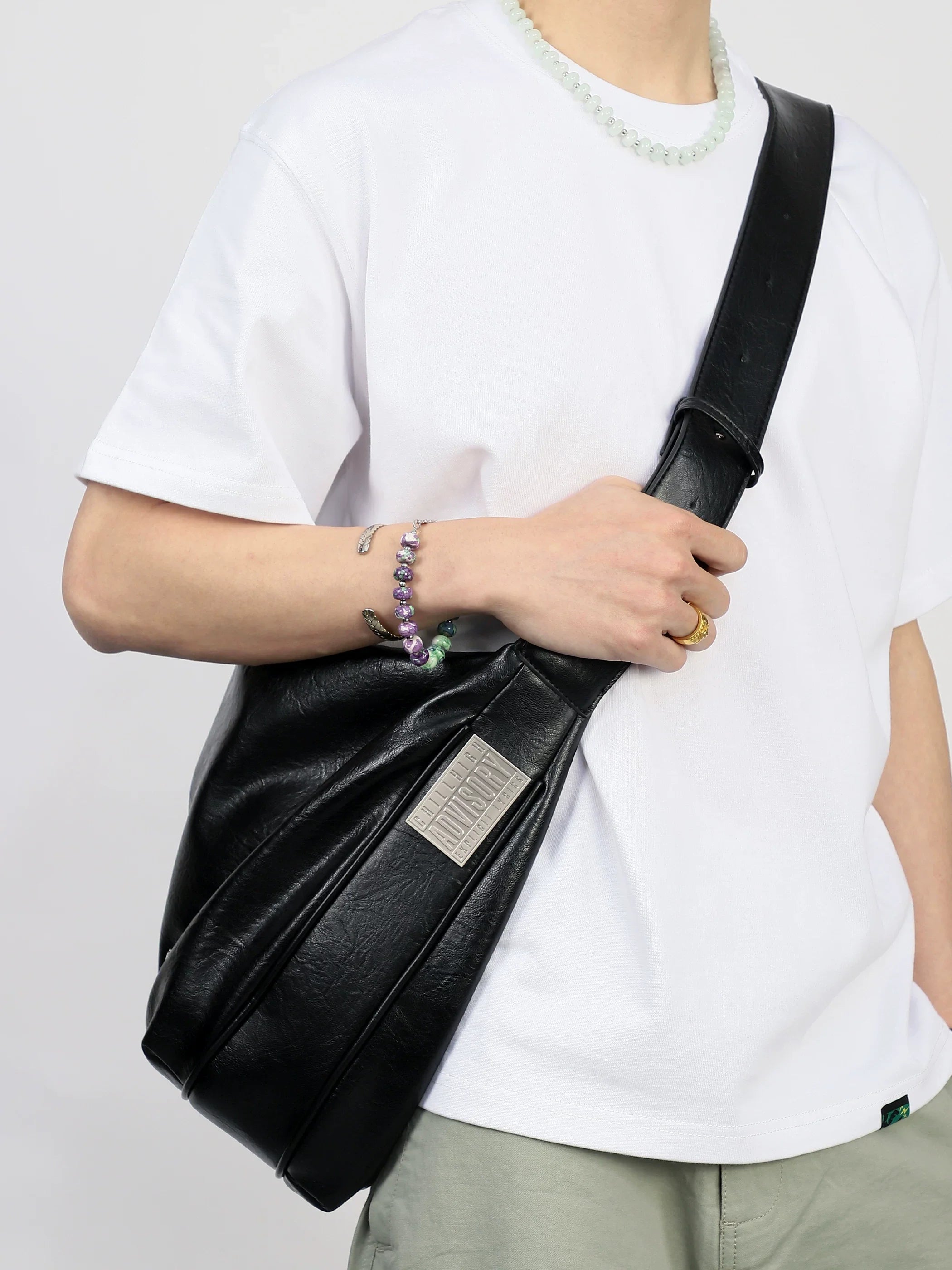 ChillHigh Leather Minimalist Large Capacity Messenger Bag