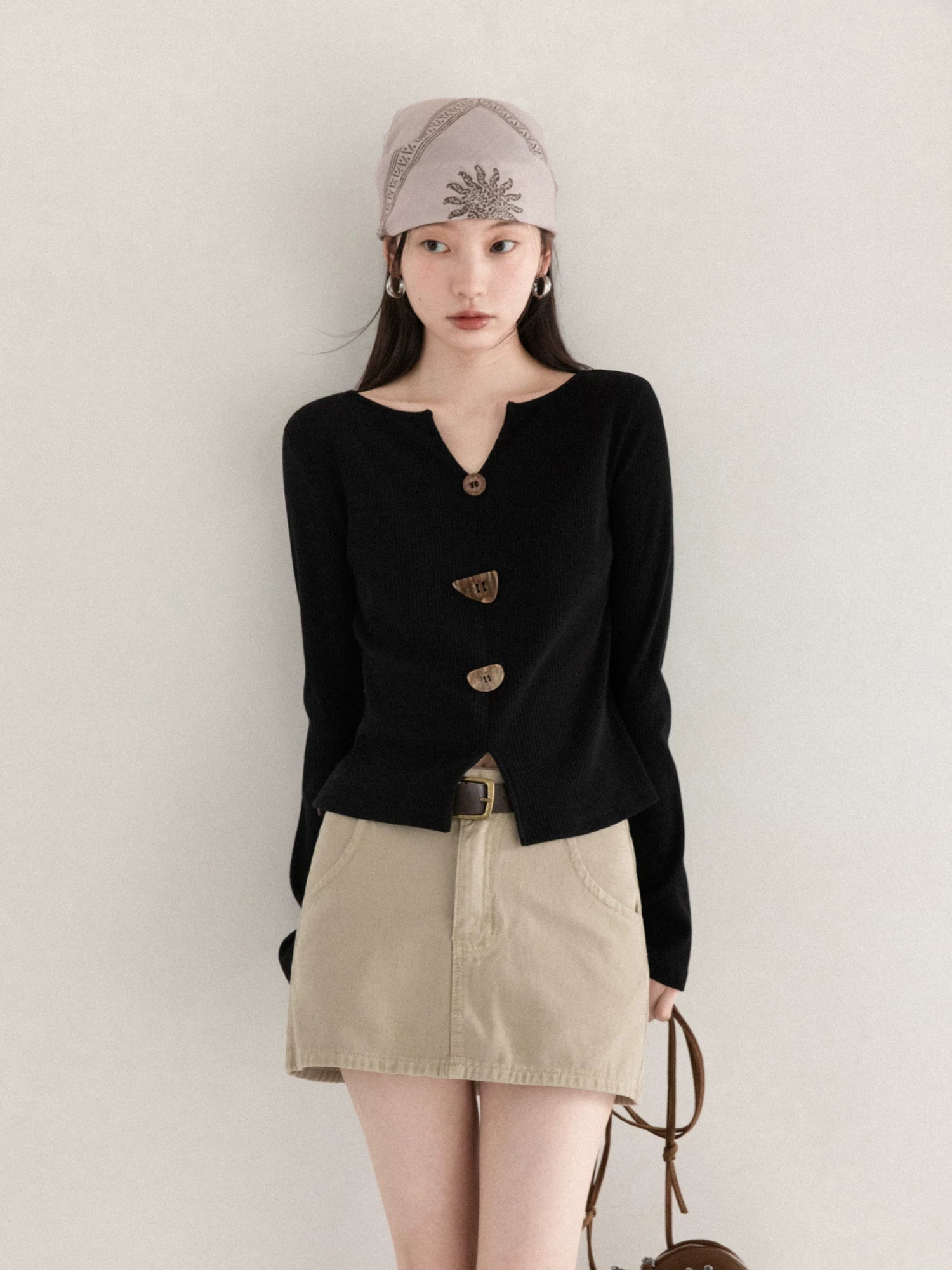 cantonstory Korean V Neck Slim Knit Long Sleeve Top