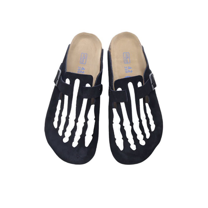 MR.Fang anti-velvet leather Bones Clog