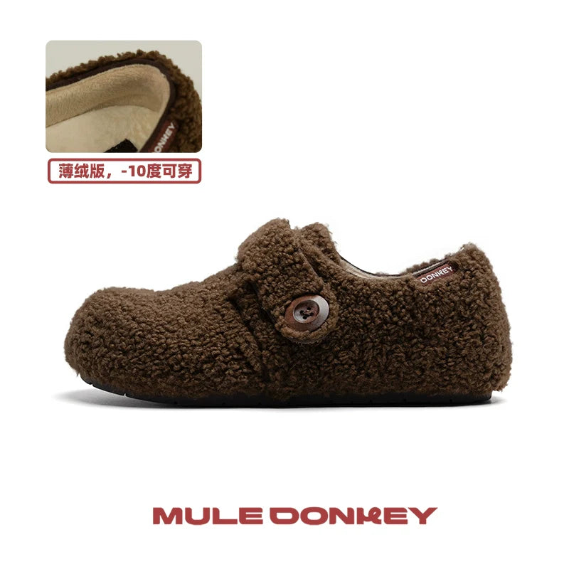 Donkey Contrasts Colors and Lazes in Mueller Shoes