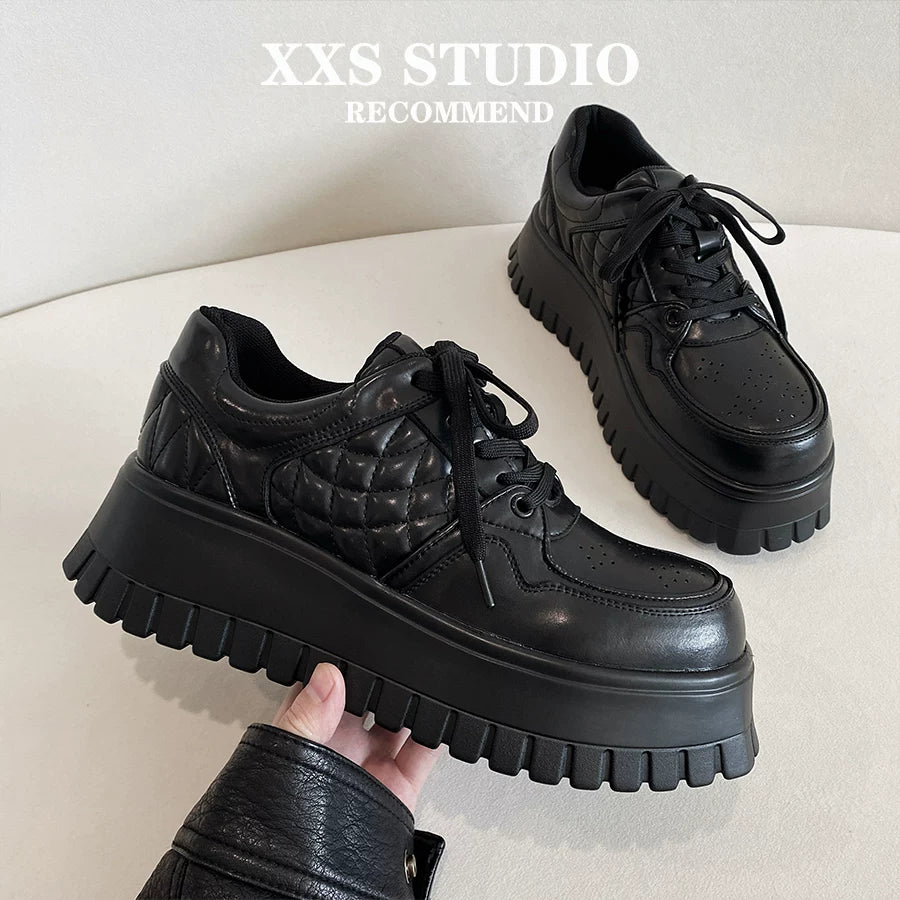 MUYIN Black White Thick Sole Muffin Sneakers