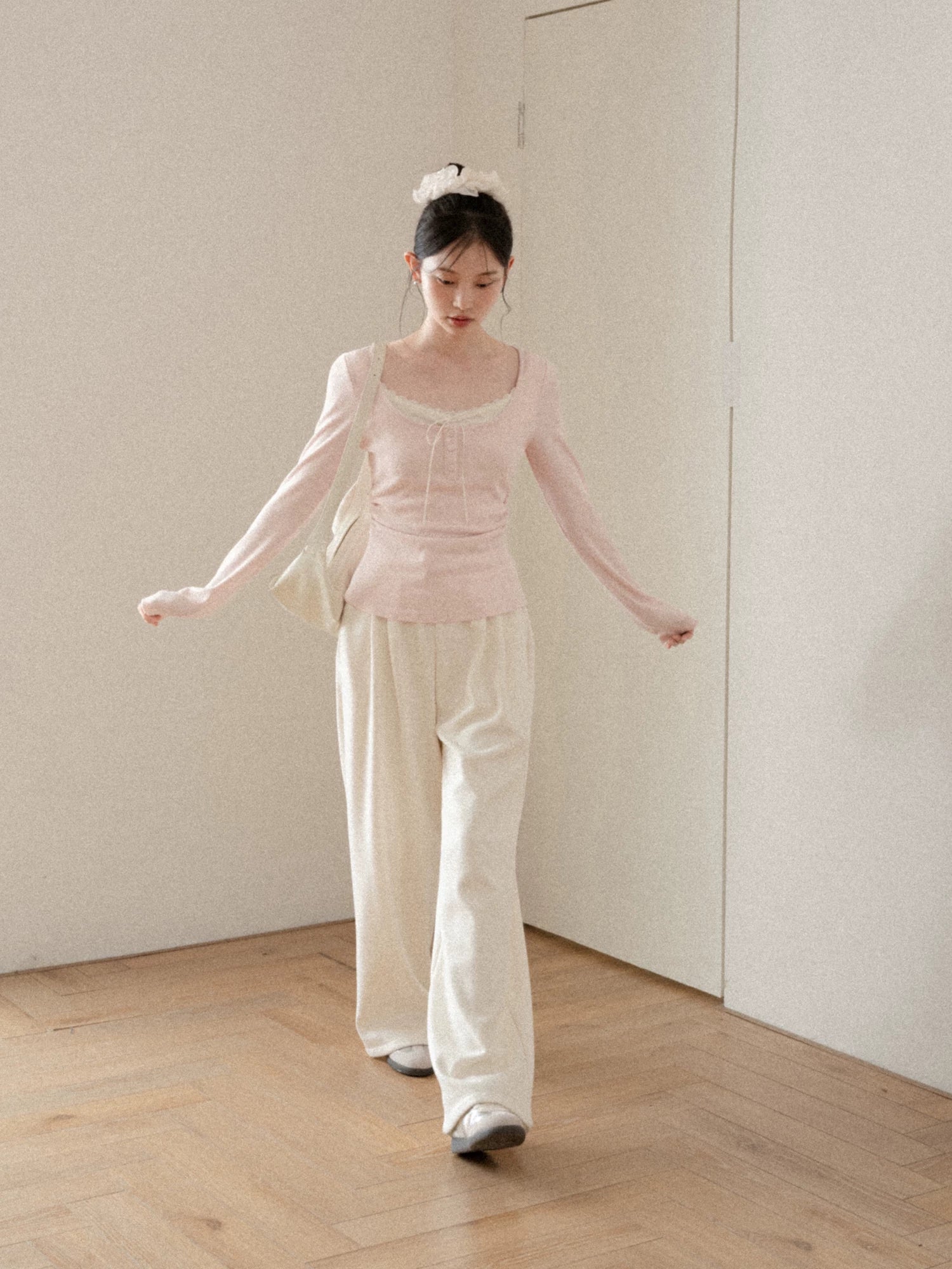 cantonstory French Lace Splicing Knit Long Sleeve Top