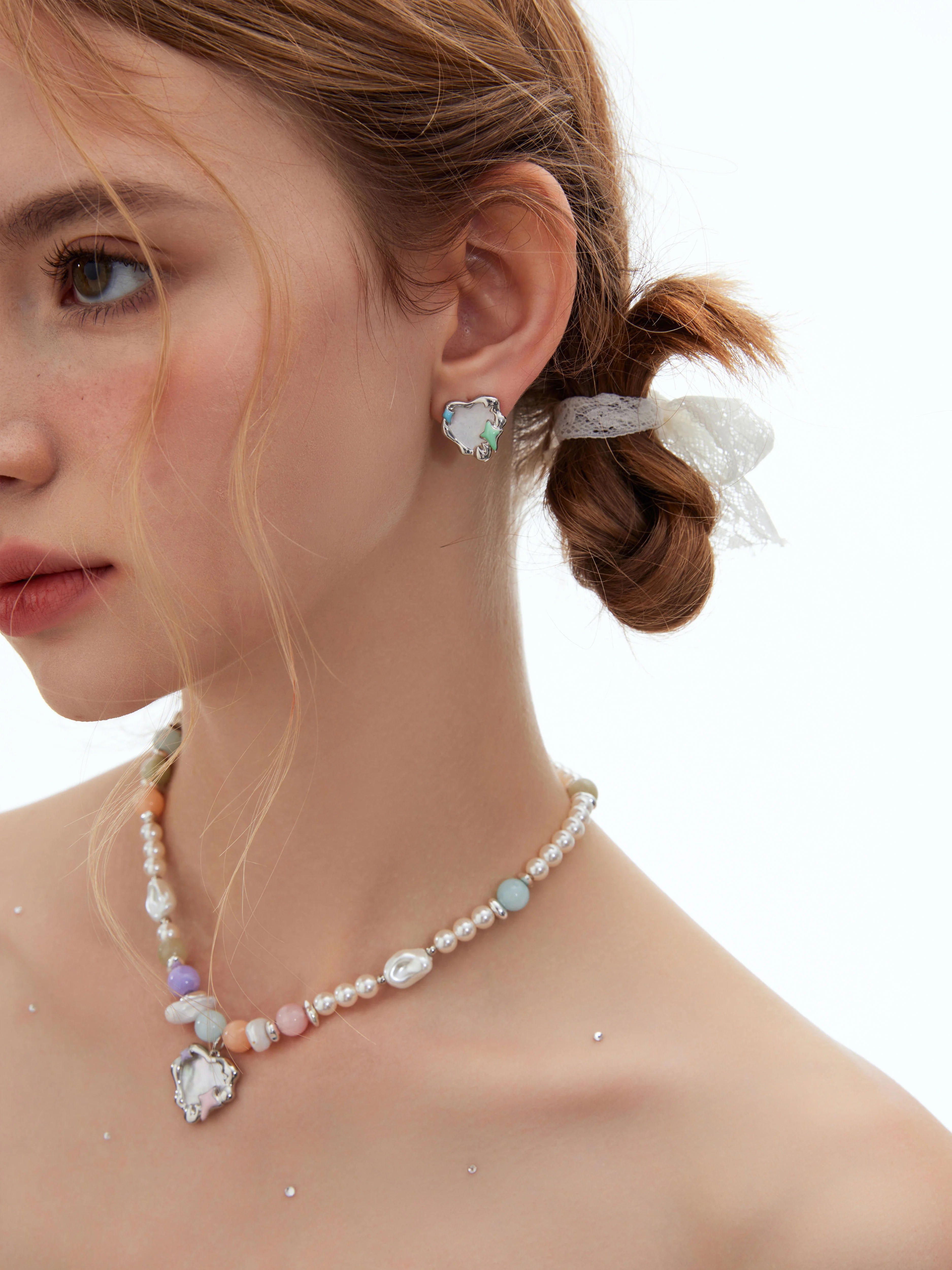 BULUBULU Sugar Bean Story Mother-of-Pearl Star Earrings