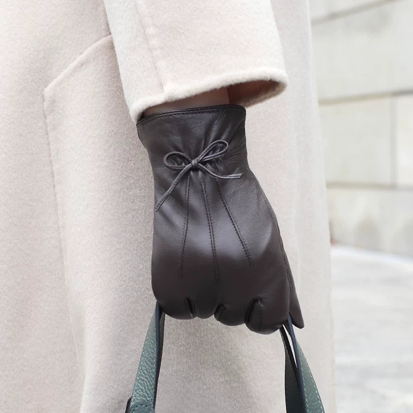 St. John's Goatskin Touch Screen Bow Gloves
