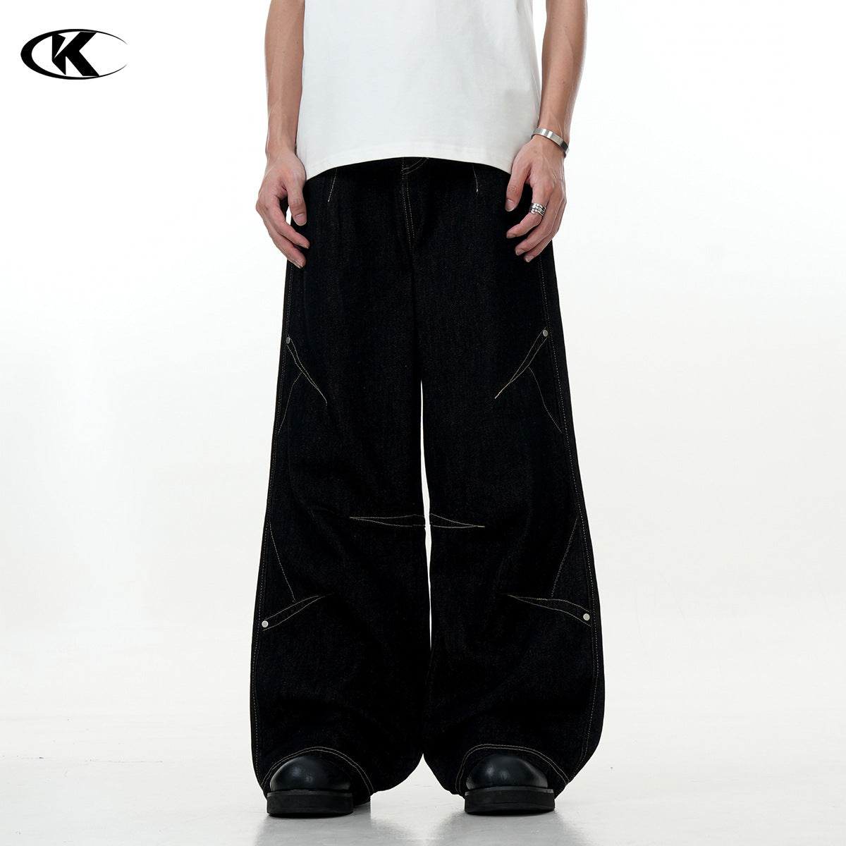 11KN Retro Three-dimensional Structure Washed Jeans