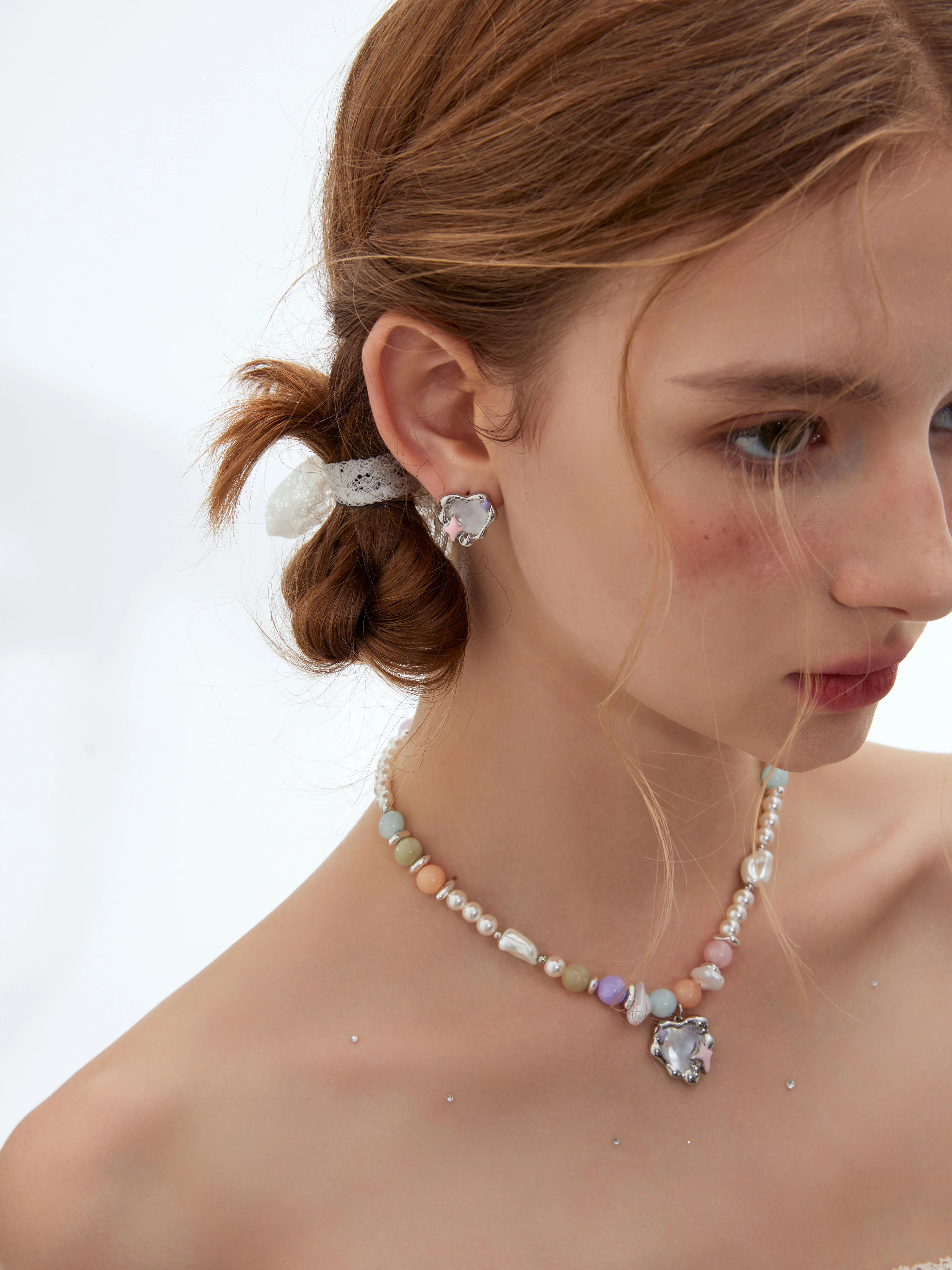 BULUBULU Sugar Bean Story Mother-of-Pearl Star Earrings