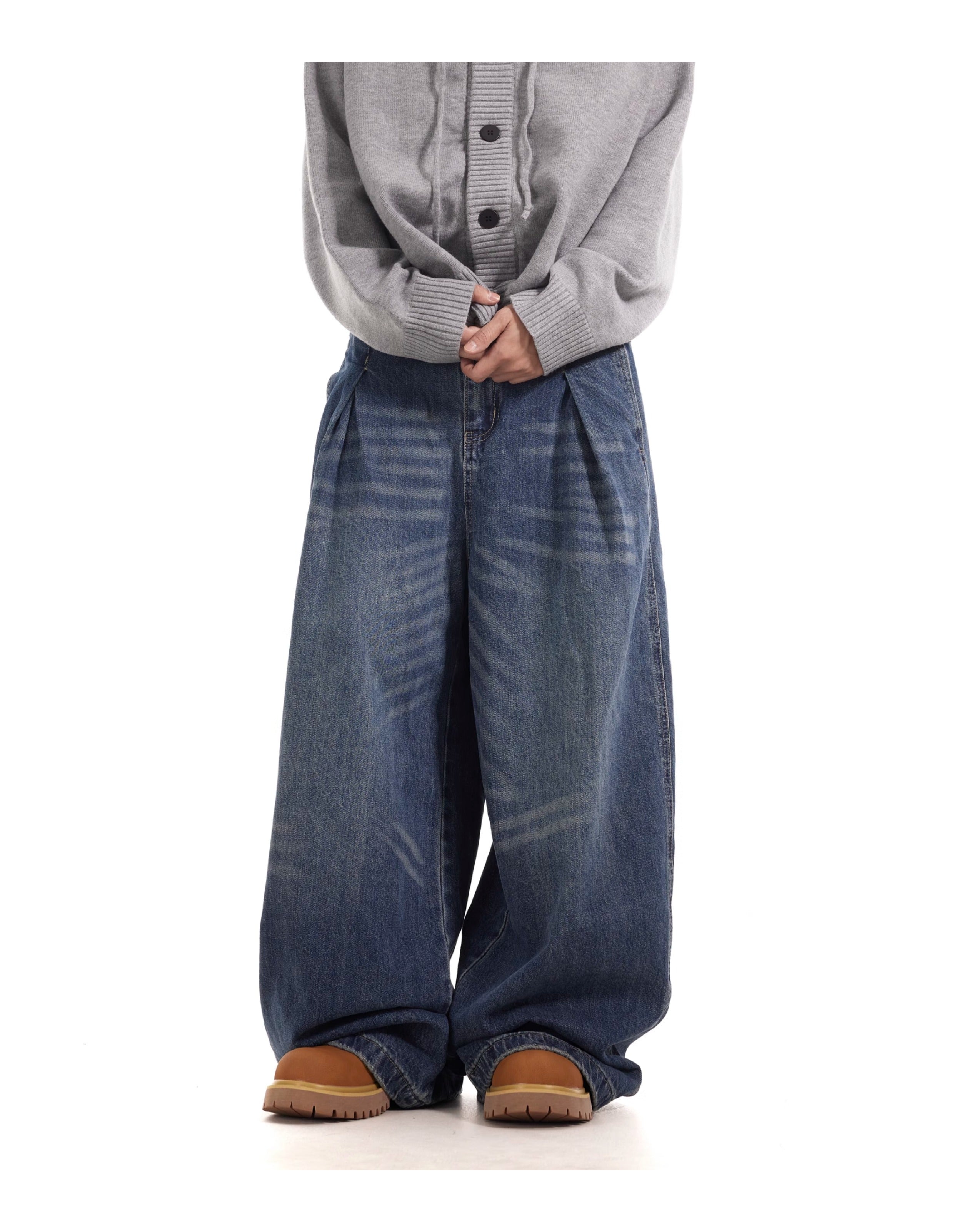 BTSG Washed Pleated Wide-Leg Jeans